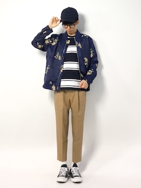 「ベージュパンツ」｜「アイテム（ナイロンジャケット）」を使った、hiroさん（メンズ・174cm）の春コーディネート