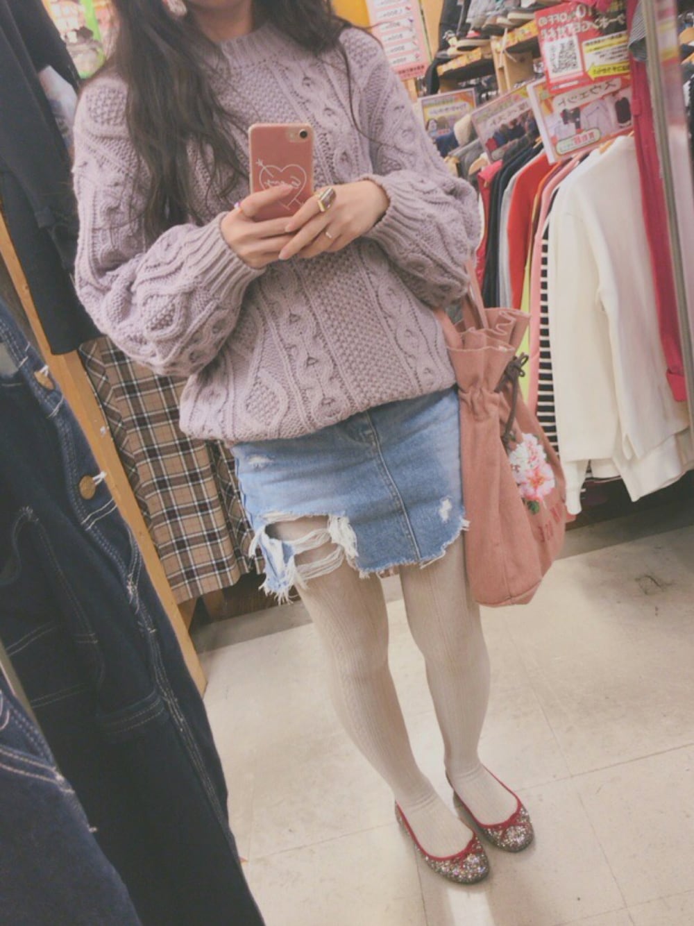 「冬コーデ、ニットタイツ、ニット、ootd、PINK HOUSE、winter」｜「fd styleのアイテム（デニムスカート、ブルー系）」を使った、yuk.さん（レディース・156cm）の冬コーディネートの1枚目の写真