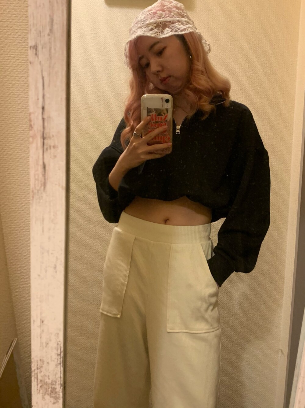 「休日スタイル、シンプルコーデ、カジュアルコーデ、パンツスタイル、プチプラコーデ、モノトーンコーデ、GU、ootd」｜「GUのアイテム（トップス、ブラック系）」を使った、yuk.さん（レディース・156cm）の春コーディネートの1枚目の写真