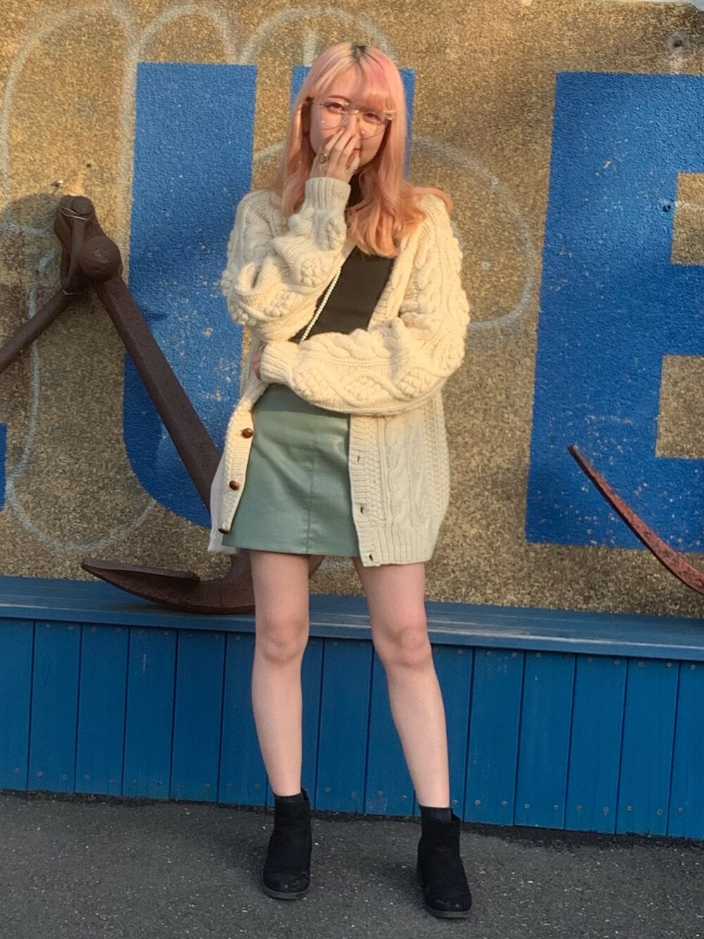 「カジュアルコーデ、プチプラ、ラクチンコーデ、韓国ファッション、カーディガン、冬コーデ、ootd、GRL」｜「usedのアイテム（カーディガン/ボレロ、ベージュ系）」を使った、yuk.さん（レディース・156cm）の春コーディネートの1枚目の写真