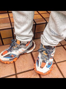 「BALENCIAGA（バレンシアガ）のBalenciaga Track Nylon, Mesh And Rubber Sneakers（Sneakers、オレンジ系）」を使った、おちゃづけ。さん（メンズ・170cm）の夏コーディネート