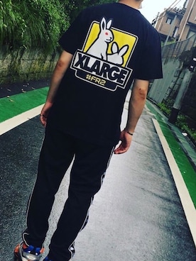 「FR2（エフアールツー）のアイテム（T Shirts、ブラック系）」を使った、おちゃづけ。さん（メンズ・170cm）の夏コーディネート