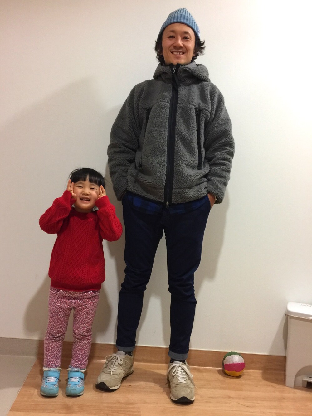 「秋冬コーデ、もこもこ、あけましておめでとうございます！、親子コーデ、フリース、ヒューストン、グレー、チャンピオン、ニューバランス1400、大人カジュアル」｜「HOUSTONのアイテム（その他トップス、グレー系）」を使った、yosukeさん（メンズ・171cm）の冬コーディネートの1枚目の写真