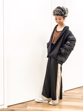 「HARE（ハレ）のアイテム（MA-1）」を使った、HIROSE/HAREさん（レディース・157cm）の秋コーディネート