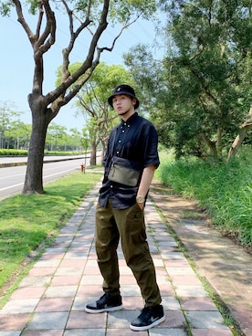 「Rename（リネーム）のアイテム（ショルダーバッグ）」を使った、Bc 🇹🇼さん（メンズ・185cm）の春コーディネート