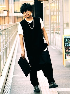 「Yohji Yamamoto（ヨウジヤマモト）のアイテム（ベスト）」を使った、Eiji Unoharaさん（メンズ・177cm）の夏コーディネート