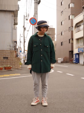 「WOOLRICH（ウールリッチ）のアイテム（トップス）」を使った、あすまるさん（レディース・157cm）の冬コーディネート