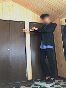 「水色」｜「アイテム（テーラードジャケット）」を使った、yumaさん（メンズ・178cm）の秋コーディネート