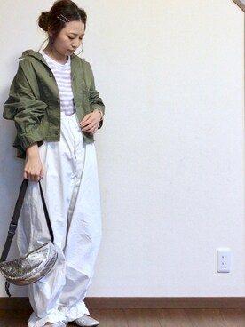 「シルバー」｜「アイテム（ミリタリージャケット）」を使った、ayuMi◡̈さん（レディース・152cm）の春コーディネート