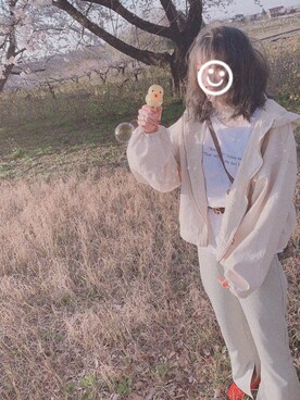 「apres jour（アプレジュール）のアイテム（マウンテンパーカー）」を使った、Yupiちゃんマル♡さん（レディース・161cm）の春コーディネート