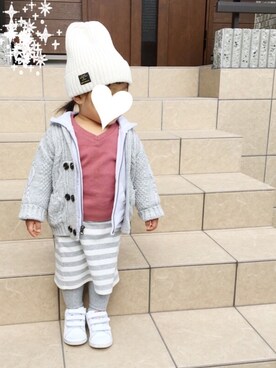 「くすみピンク」｜「アイテム（ニットキャップ/ビーニー）」を使った、oshamaさん（キッズ・80cm）の冬コーディネート