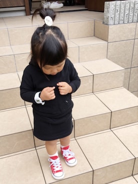 「アイテム（腕時計、ホワイト系）」を使った、oshamaさん（キッズ・80cm）の秋コーディネート