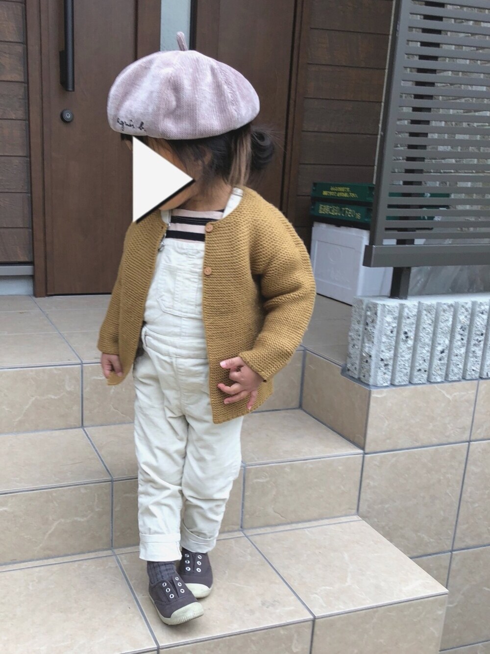 「秋サロペ2018きのこ派、サロペット、ベレー帽、コーデュロイ、からし色、カーディガン」｜「韓国子供服のアイテム（ハンチング/ベレー帽、グレー系）」を使った、oshamaさん（キッズ・90cm）の秋コーディネートの1枚目の写真