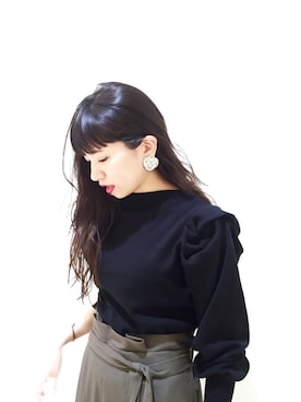 「本田翼」｜「アイテム（トップス）」を使った、たなかさん（レディース・163cm）の秋コーディネート