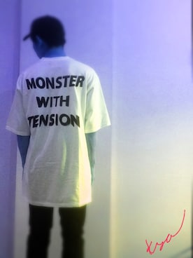 「CASPER JOHN（キャスパージョン）のアイテム（Tシャツ/カットソー、ホワイト系）」を使った、石川五右衛門さん（メンズ・167cm）の夏コーディネート