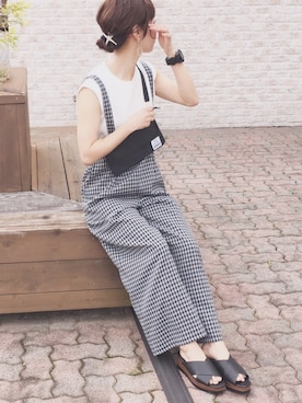 「NIXON（ニクソン）のTHE UNIT（アナログ腕時計）」を使った、陽さん（レディース・156cm）の夏コーディネート