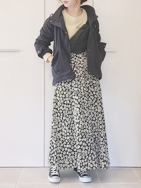 「URBAN RESEARCH Sonny Label（アーバンリサーチサニーレーベル）のアイテム（マウンテンパーカー）」を使った、陽さん（レディース・156cm）の春コーディネート