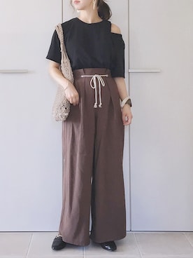 「LOWRYS FARM（ローリーズファーム）のヘンケイバングル　831862（バングル/リストバンド）」を使った、陽さん（レディース・156cm）の夏コーディネート