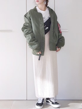 「GUコーデ」｜「アイテム（MA-1）」を使った、陽さん（レディース・156cm）の秋コーディネート