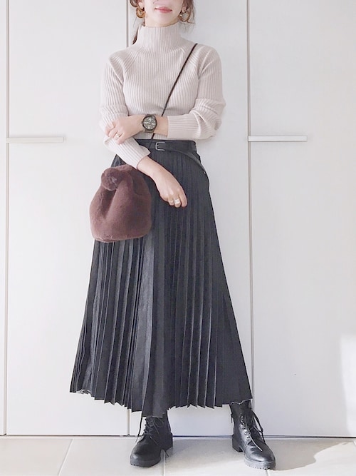 陽さんの「(|)」を使ったコーディネート