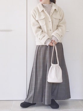 「MAJESTIC LEGON（マジェスティックレゴン）のアイテム（その他アウター）」を使った、陽さん（レディース・156cm）の冬コーディネート