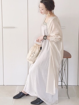 「シアーワンピース」｜「アイテム（腕時計）」を使った、陽さん（レディース・156cm）の春コーディネート