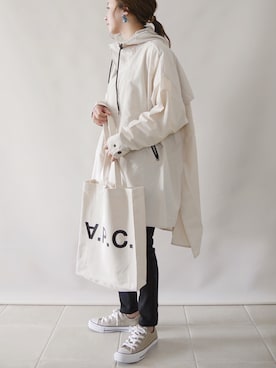 「春めきシューズ」｜「アイテム（マウンテンパーカー）」を使った、陽さん（レディース・156cm）の春コーディネート