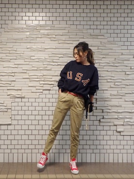 「USA」｜「アイテム（スウェット）」を使った、Reiさん（レディース・156cm）の春コーディネート