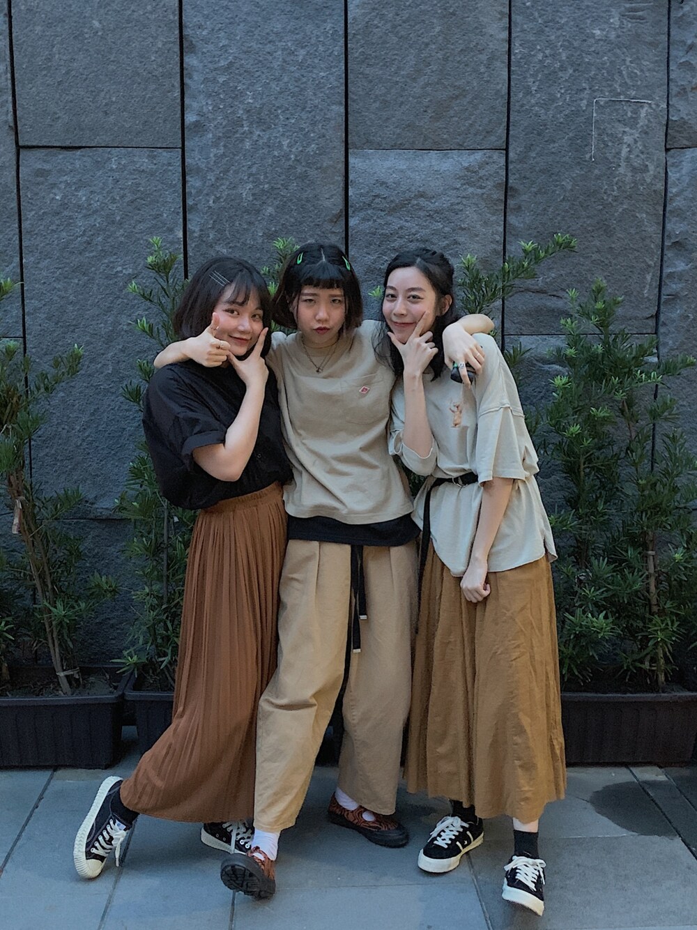 「VANS、vans style 93、niko and ...、ootd、BROWN、black」｜「VANSのアイテム（その他シューズ、ブラウン系）」を使った、Vinciさん（レディース・165cm）の夏コーディネートの1枚目の写真