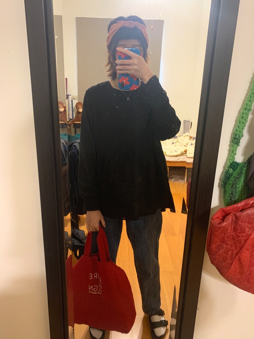 「ootd、休閒、秋のコーデ、秋、楓葉季」｜「niko and...のアイテム（トップス、ブラック系）」を使った、Vinciさん（レディース・166cm）の秋コーディネートの1枚目の写真