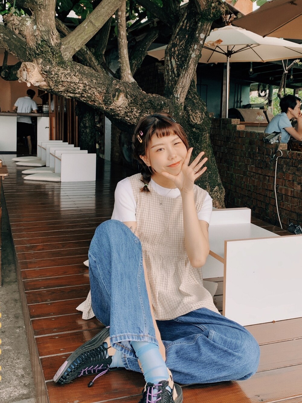 「休閒、ootd、keen、秋服、秋のコーデ、杏色」｜「OBEYのアイテム（デニムパンツ、ブルー系）」を使った、Vinciさん（レディース・166cm）の秋コーディネートの1枚目の写真