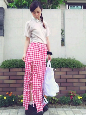 「FIG&VIPER（フィグアンドバイパー）のアイテム（スニーカー）」を使った、DAJURIさん（レディース・156cm）の春コーディネート