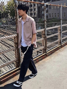 「kutir（クティール）のアイテム（チノパンツ）」を使った、kutir_menさん（メンズ・178cm）の春コーディネート