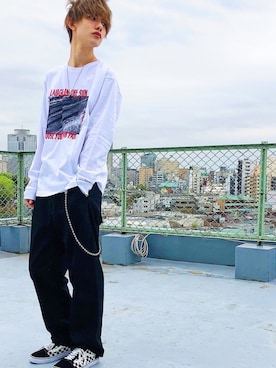 「kutir（クティール）のアイテム（チノパンツ）」を使った、kutir_menさん（メンズ・176cm）の春コーディネート