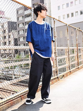 「kutir（クティール）のアイテム（チノパンツ）」を使った、kutir_menさん（メンズ・178cm）の春コーディネート