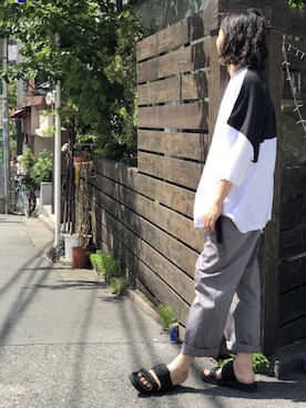 「kutir（クティール）のアイテム（チノパンツ）」を使った、kutir_menさん（メンズ・172cm）の春コーディネート
