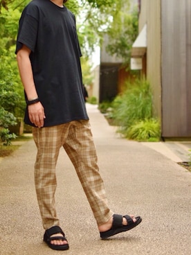 「kutir（クティール）のアイテム（パンツ）」を使った、kutir_menさん（メンズ・172cm）の夏コーディネート