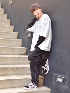 「kutir（クティール）のアイテム（Tシャツ/カットソー）」を使った、kutir_menさん（メンズ・175cm）の夏コーディネート