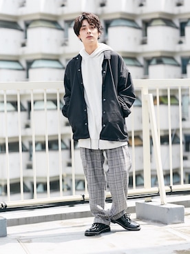 「kutir（クティール）のアイテム（ブルゾン）」を使った、kutir_menさん（メンズ・171cm）の夏コーディネート