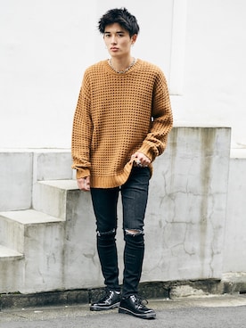 「kutir（クティール）のアイテム（ニット/セーター）」を使った、kutir_menさん（メンズ・175cm）の秋コーディネート