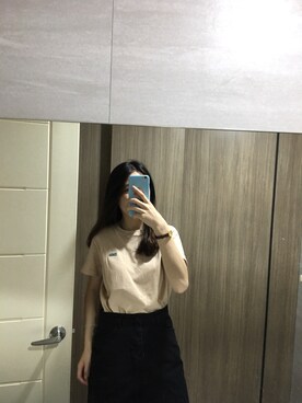 「5（ファイブ）のアイテム（トップス）」を使った、張靖さん（レディース・170cm）の春コーディネート