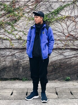 「and wander（アンドワンダー）のアイテム（マウンテンパーカー）」を使った、HNZさん（メンズ・177cm）の冬コーディネート
