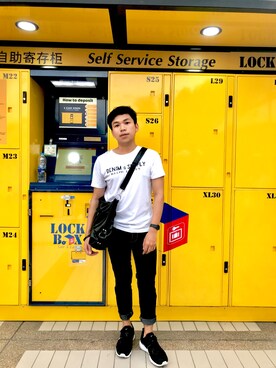 「RALPH LAUREN（ラルフ ローレン）のアイテム（Tシャツ/カットソー、ホワイト系）」を使った、Chanon Pakginnonさん（メンズ）の夏コーディネート