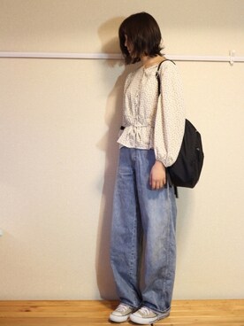 「UNIQLO（ユニクロ）のハイライズワイドストレートジーンズ（デニムパンツ）」を使った、ゆたんぽさん（レディース・169cm）の春コーディネート