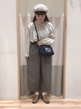 「ベージュ×ブラック」｜「アイテム（ハンチング/ベレー帽）」を使った、ニシザワ◎さん（レディース・156cm）の冬コーディネート