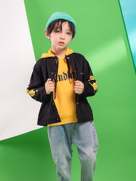 「基础款」｜「アイテム（デニムジャケット）」を使った、YiLangさん（キッズ・120cm）の秋コーディネート
