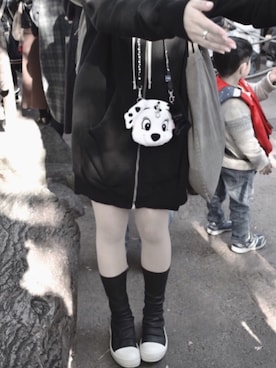 「DRKSHDW by RICK OWENS（ダークシャドウ バイ リックオウエンス）のアイテム（パーカー）」を使った、7070さん（レディース・162cm）の秋コーディネート