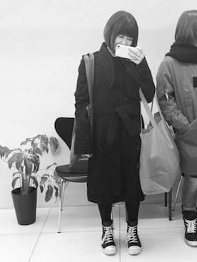 「RICK OWENS」｜「アイテム（トレンチコート）」を使った、7070さん（レディース・162cm）の冬コーディネート