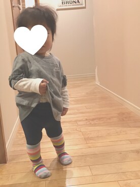 「アイテム（タイツ/ストッキング、ブルー系）」を使った、べるさん（キッズ・70cm）の冬コーディネート