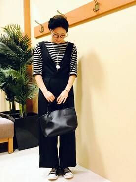 「LBC（エルビーシー）のアイテム（オールインワン・サロペット）」を使った、KAOさん（レディース・164cm）の秋コーディネート